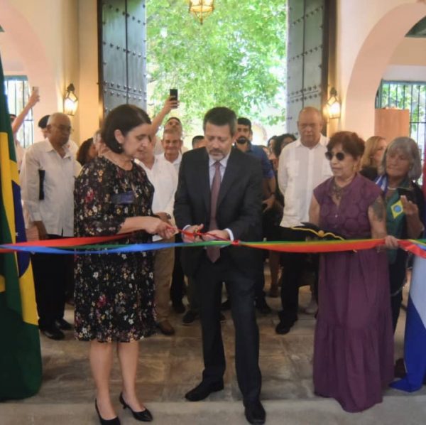Inauguracion-Casa-Brasil